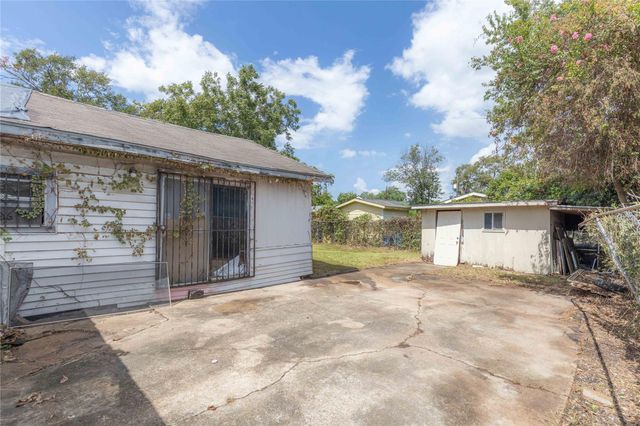 7225 Gonzales Street, Houston, TX 77020