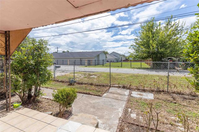 7225 Gonzales Street, Houston, TX 77020