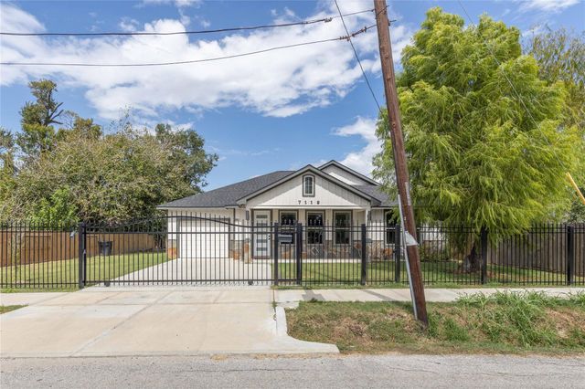 7225 Gonzales Street, Houston, TX 77020