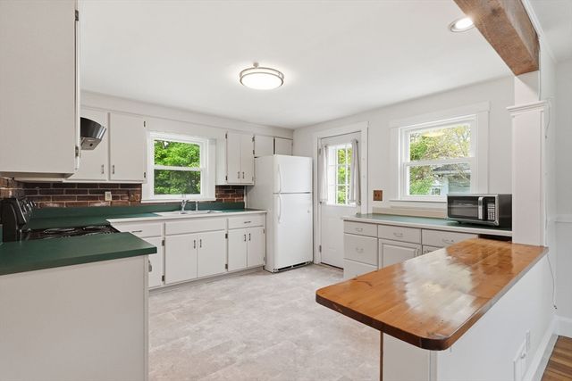 84 Madison St, Weymouth, MA 02189