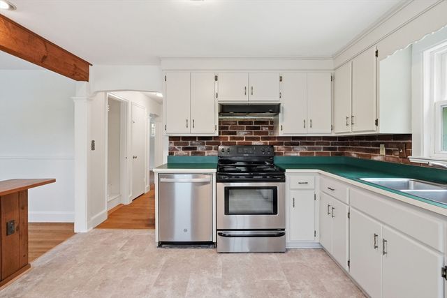 84 Madison St, Weymouth, MA 02189