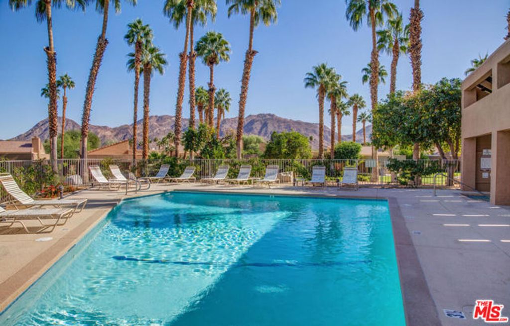 73441 FOXTAIL Lane, Palm Desert, CA 92260