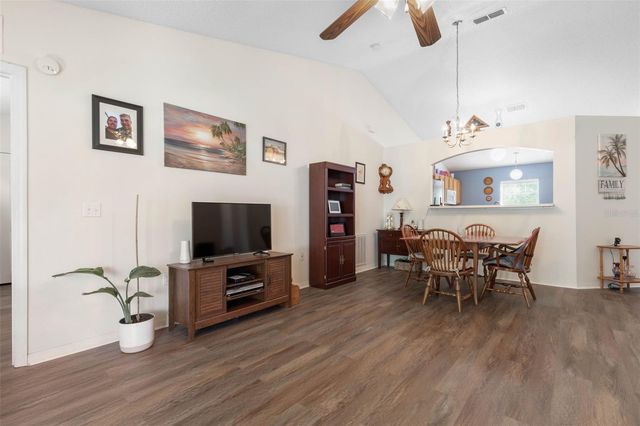 38 LLOYD TRAIL, Palm Coast, FL 32164