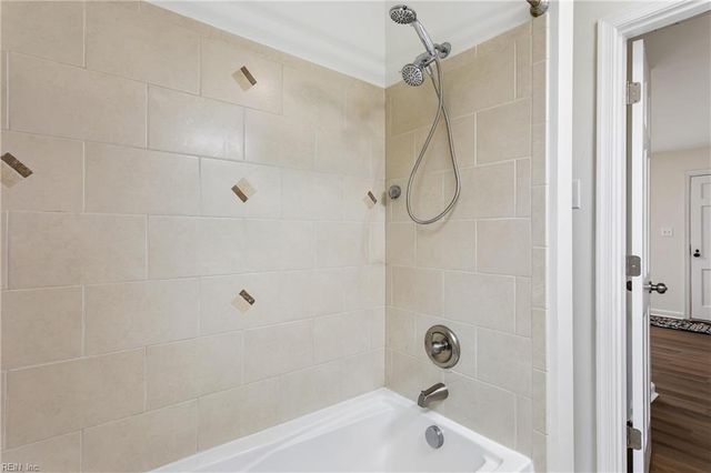 23 Laurel DR, Hampton, VA 23669