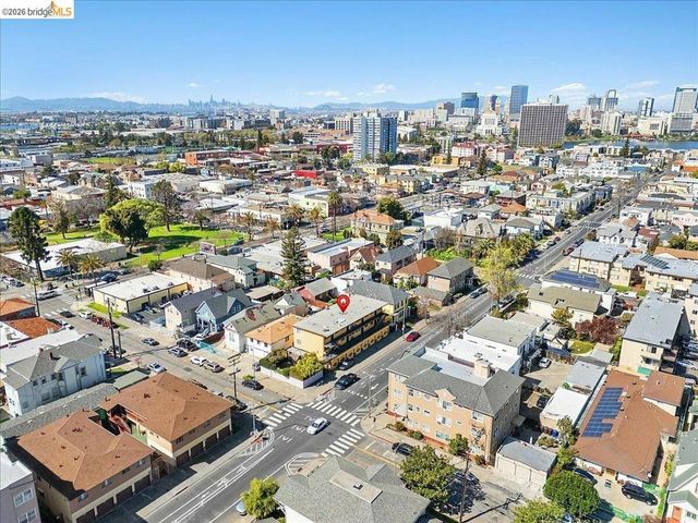 635 E 15Th St, Oakland, CA 94606
