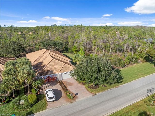 21800 Belvedere LN, Estero, FL 33928