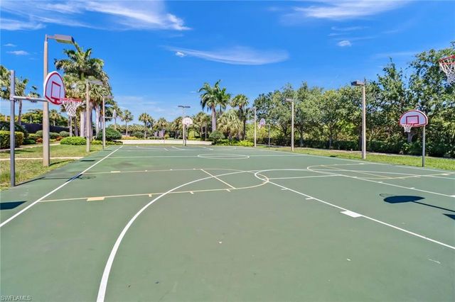 21800 Belvedere LN, Estero, FL 33928