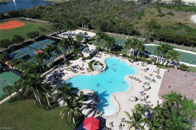 21800 Belvedere LN, Estero, FL 33928