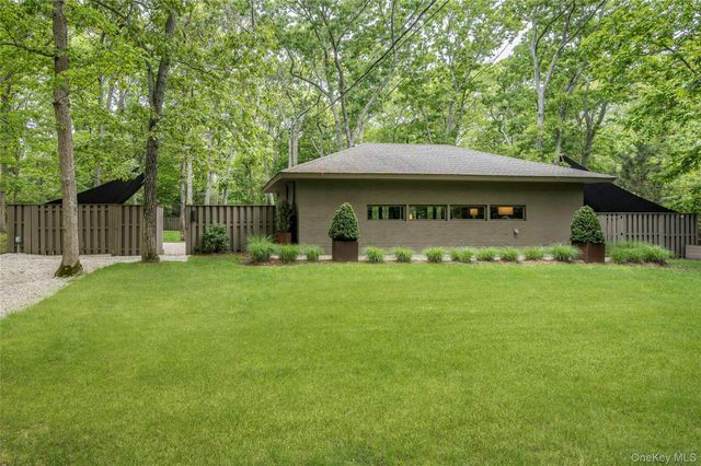 13 Bittersweet Avenue, Hampton Bays, NY 11946