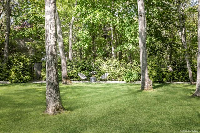 13 Bittersweet Avenue, Hampton Bays, NY 11946
