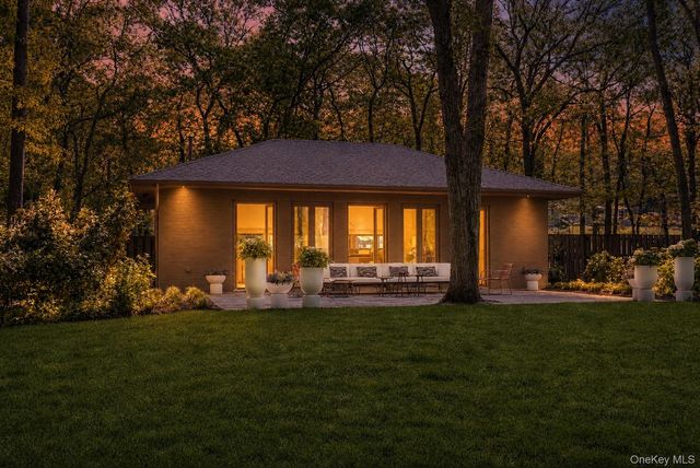 13 Bittersweet Avenue, Hampton Bays, NY 11946