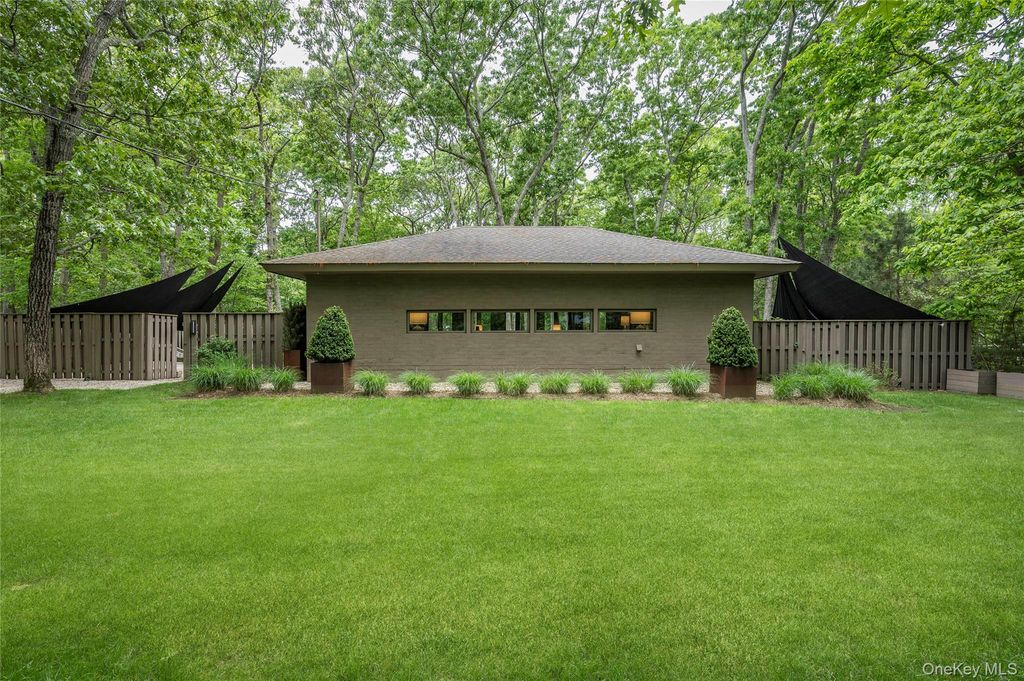 13 Bittersweet Avenue, Hampton Bays, NY 11946