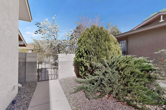 5401 Camino Sandia NE, Albuquerque, NM 87111