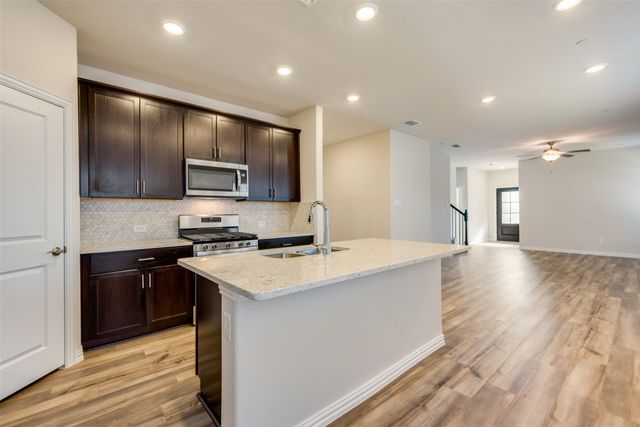 102 Monarch Way, Wylie, TX 75098