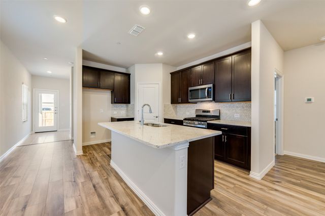 102 Monarch Way, Wylie, TX 75098