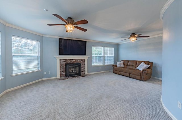 17705 Pond Derosa Lane, Salinas, CA 93907