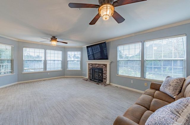 17705 Pond Derosa Lane, Salinas, CA 93907