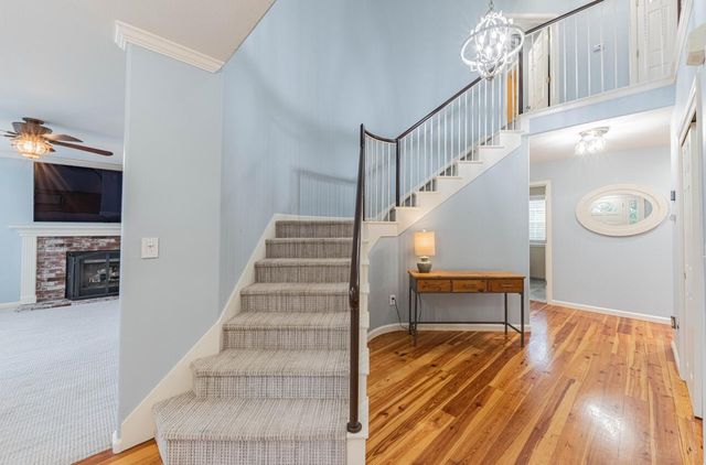 17705 Pond Derosa Lane, Salinas, CA 93907