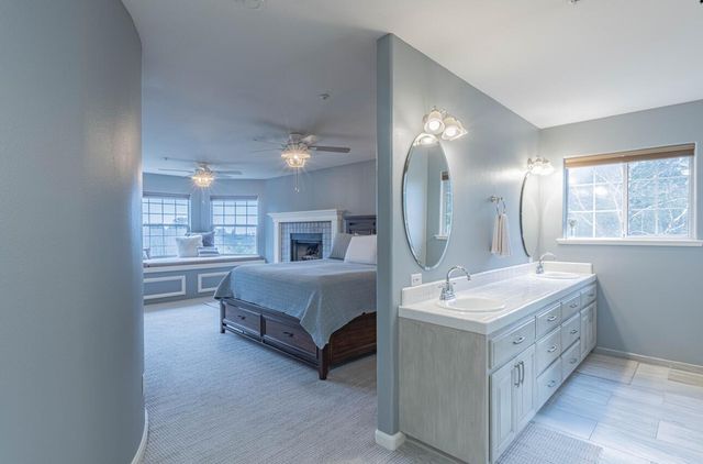 17705 Pond Derosa Lane, Salinas, CA 93907