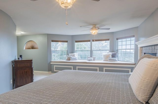 17705 Pond Derosa Lane, Salinas, CA 93907