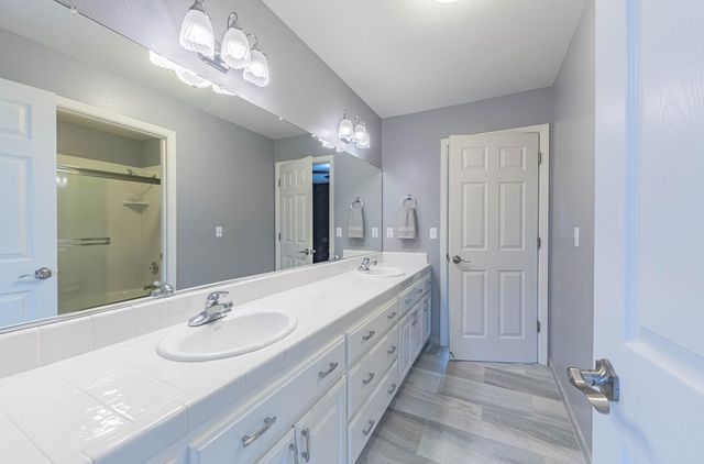 17705 Pond Derosa Lane, Salinas, CA 93907