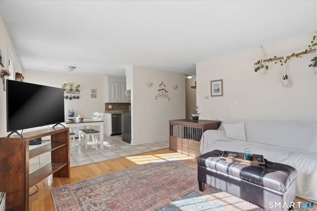 1471 Willard Avenue C, Newington, CT 06111