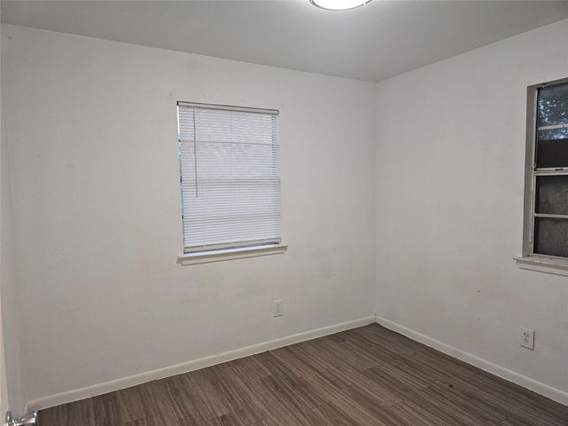 7300 Bennett Ave B, Austin, TX 78752