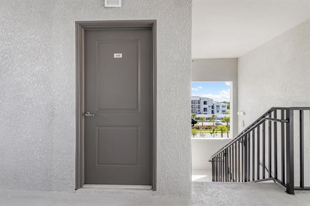 17595 OPAL SAND DRIVE 406, Venice, FL 34293