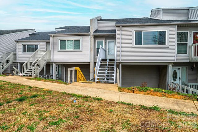 1050 21st Avenue NW 60, Hickory, NC 28601