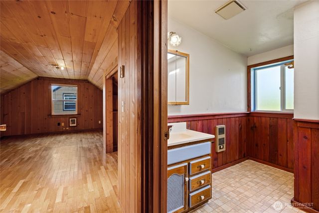 1010 N Union Avenue, Tacoma, WA 98406