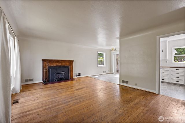 1010 N Union Avenue, Tacoma, WA 98406