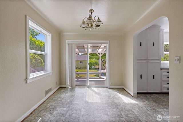 1010 N Union Avenue, Tacoma, WA 98406