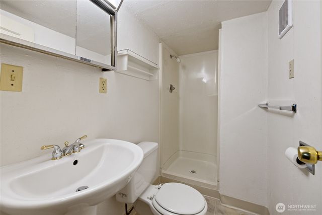 1010 N Union Avenue, Tacoma, WA 98406
