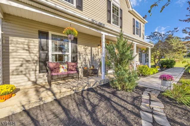 5 Waterbrook Drive, Franklin Twp., NJ 07882