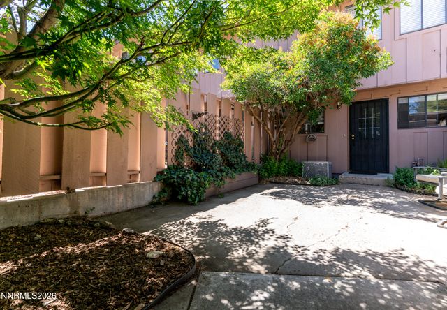 125 Lake Glen Drive, Carson City, NV 89703