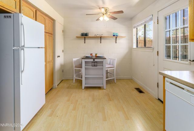125 Lake Glen Drive, Carson City, NV 89703