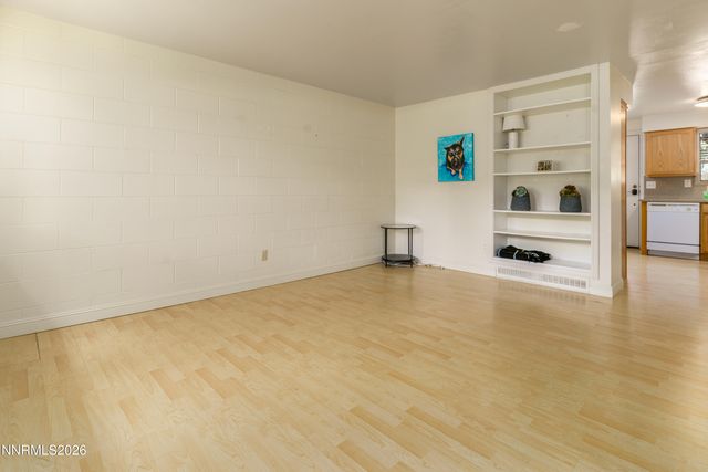 125 Lake Glen Drive, Carson City, NV 89703