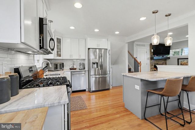 4017 CRESCENT AVE, Lafayette Hill, PA 19444