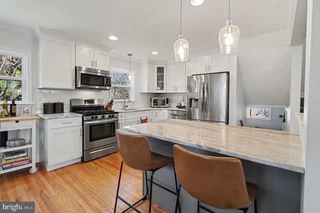 4017 CRESCENT AVE, Lafayette Hill, PA 19444