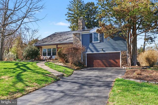 4017 CRESCENT AVE, Lafayette Hill, PA 19444