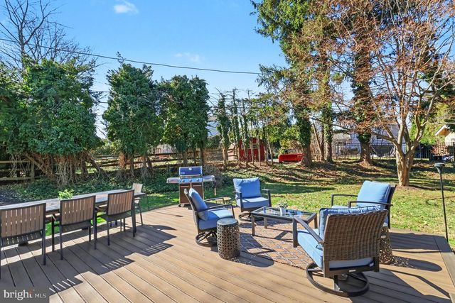 4017 CRESCENT AVE, Lafayette Hill, PA 19444