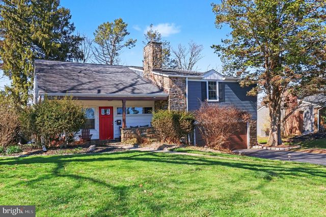 4017 CRESCENT AVE, Lafayette Hill, PA 19444