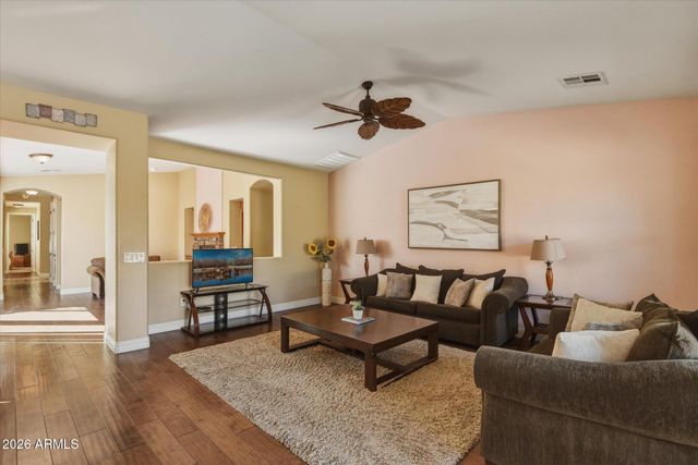 2312 E DOGWOOD Drive, Chandler, AZ 85286