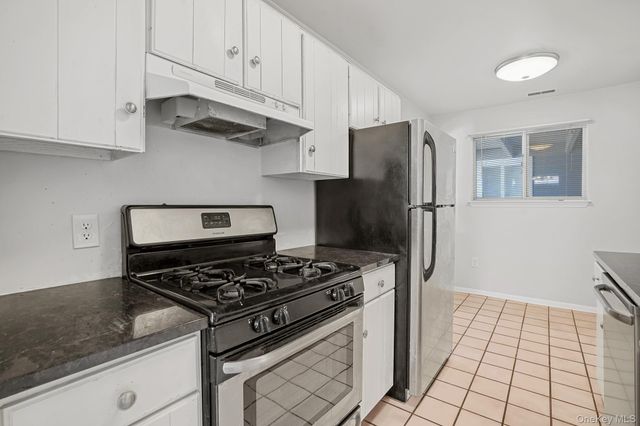 401 Commons Way H, Fishkill, NY 12524