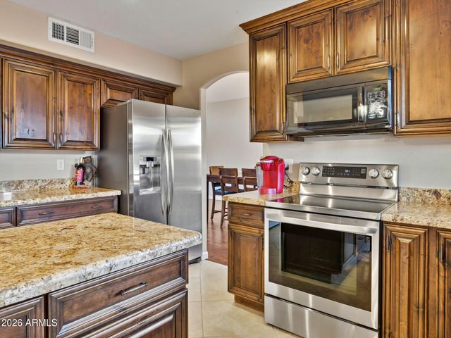 10753 W ADAM Avenue, Peoria, AZ 85373