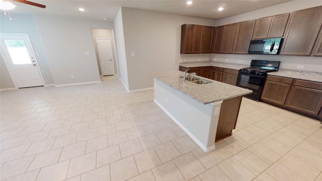 707 Thicket Bluff Drive, Houston, TX 77336