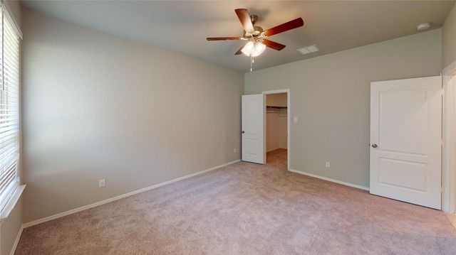 707 Thicket Bluff Drive, Houston, TX 77336