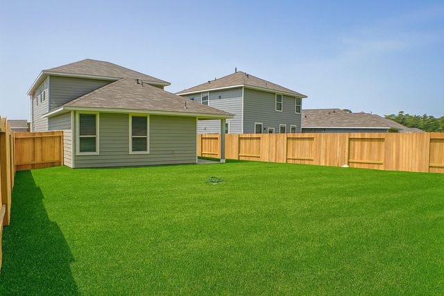 707 Thicket Bluff Drive, Houston, TX 77336