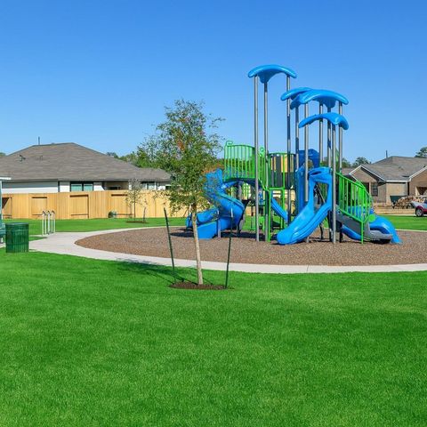 707 Thicket Bluff Drive, Houston, TX 77336