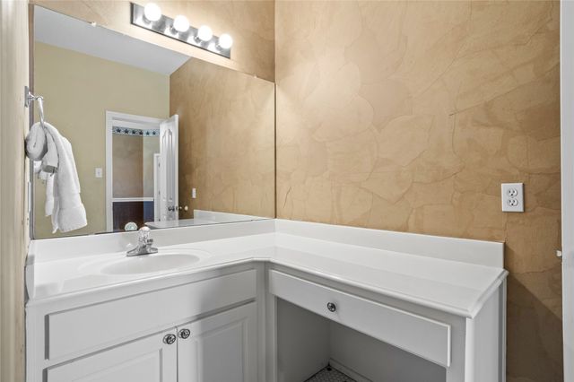 1299 Blackmon Road C482R, Van Alstyne, TX 75495